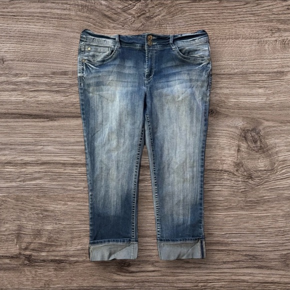 Wallflower Denim - 2010’s Y2K Wallflower Light Blue Cuffed Denim Jean Capris Juniors Size 17